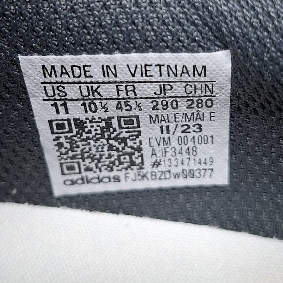 Adidas Original men's Ozmillens NEW walking shoes gray sneakers size 11 no box - Picture 6 of 7